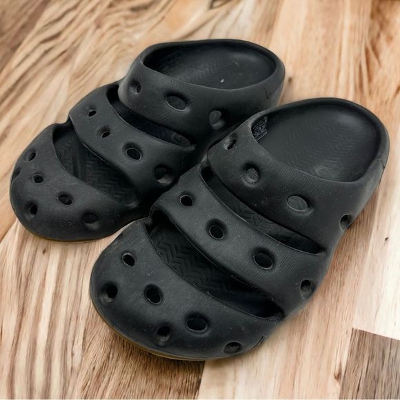 Keen Yogui Mens 8 Sandals Slip On Shoes Clogs Casual...